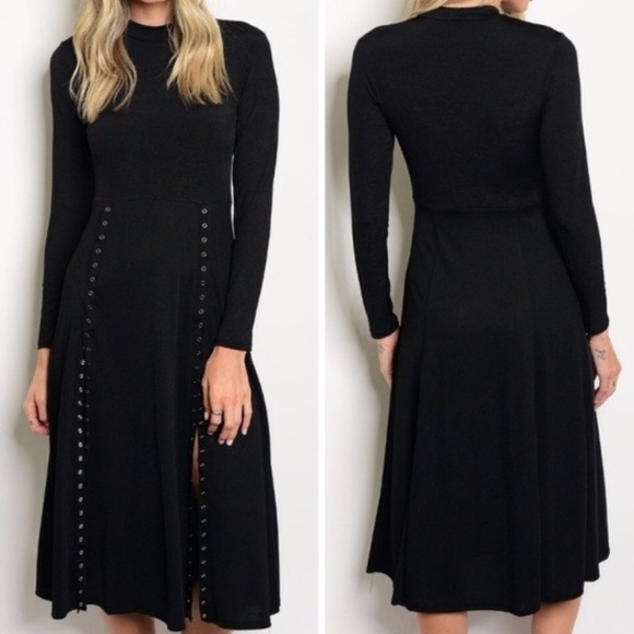 Dresses & Skirts - “MELINA” SNAP CLOSURE DRESS